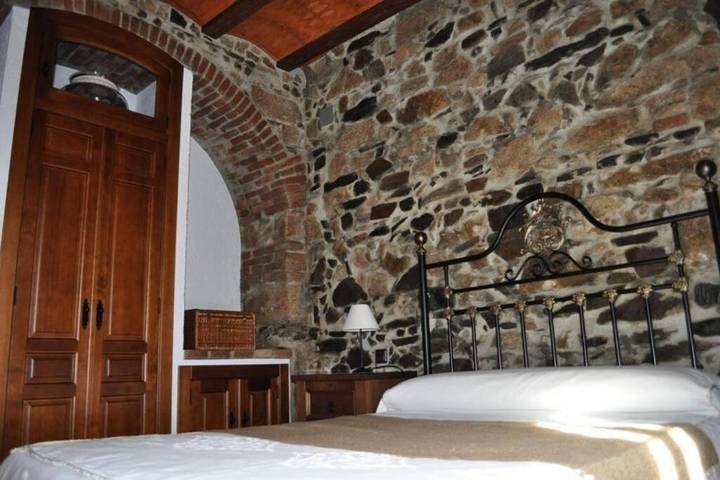 Casa de vacaciones para 8 personas, con jardín y terraza además de vistas y piscina, Se admiten mascotas en Los Pedroches - 4