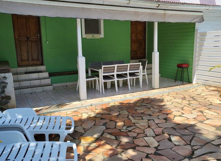 Gîte pour 7 personnes, avec balcon et jardin
