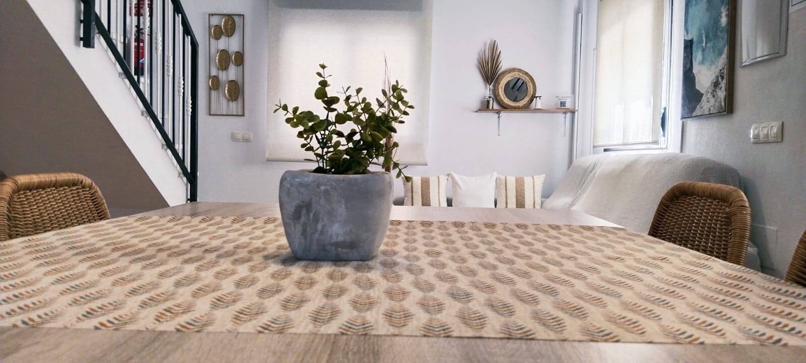 Casa de vacaciones 'Casa De La Aldea' con vistas a la montaña, Wi-Fi y aire acondicionado in Paterna del Río, Cordillera Penibética