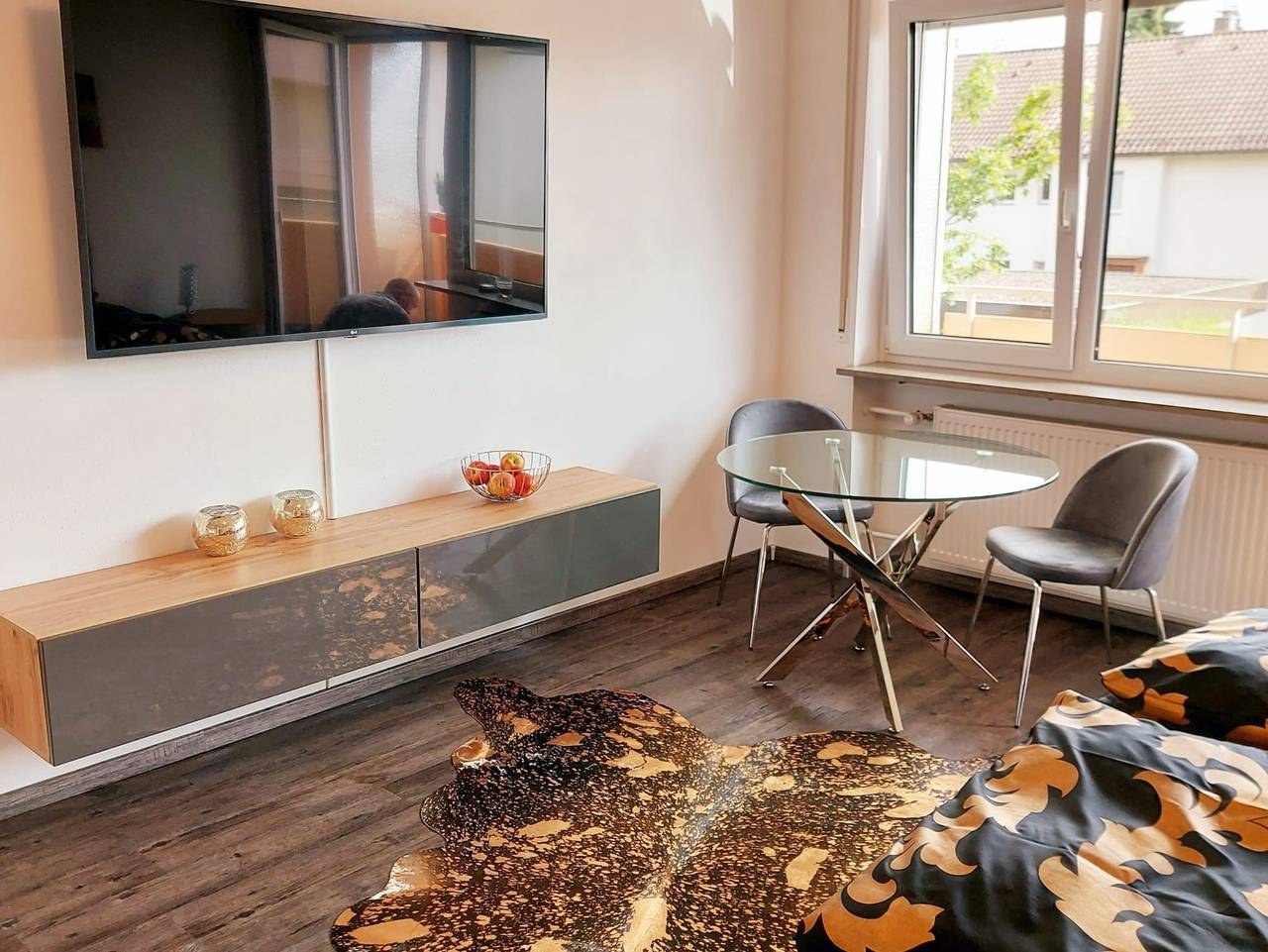 Ganze Ferienwohnung, Ferienwohnung Lil'Buddy - Ferienwohnung Lil'Buddy in Immenstaad, Immenstaad am Bodensee