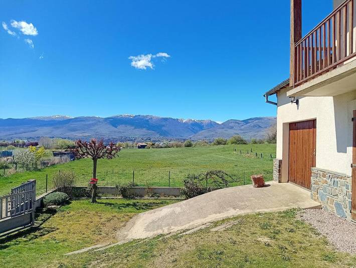 Location de vacances pour 12 personnes, avec vue et jardin, animaux acceptés à Osséja - 3