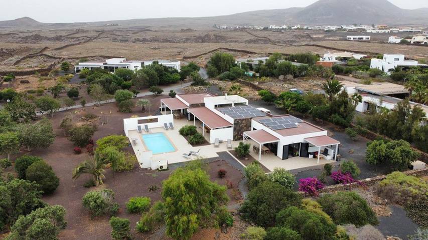 Chalet para 4 personas, con jardín además de piscina y vistas en Fuerteventura - 2