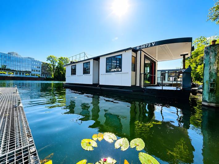 Husbåt for 8 personer, med Sauna og Innsjøutsikt i Berlin