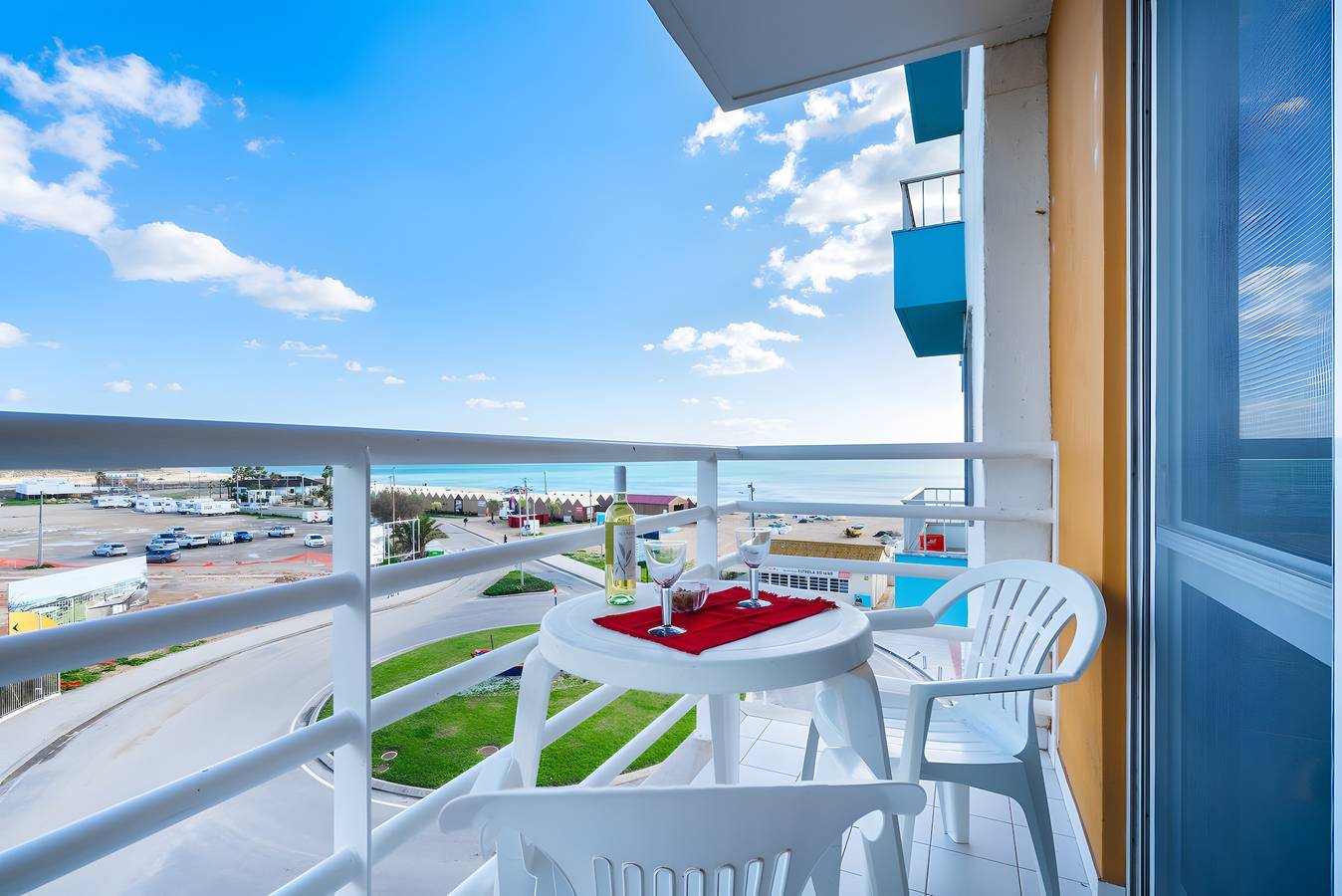 Entire apartment, 1-Bedroom Apartment with Fantastic Sea View in Armação de Pêra (costa), Armação de Pera