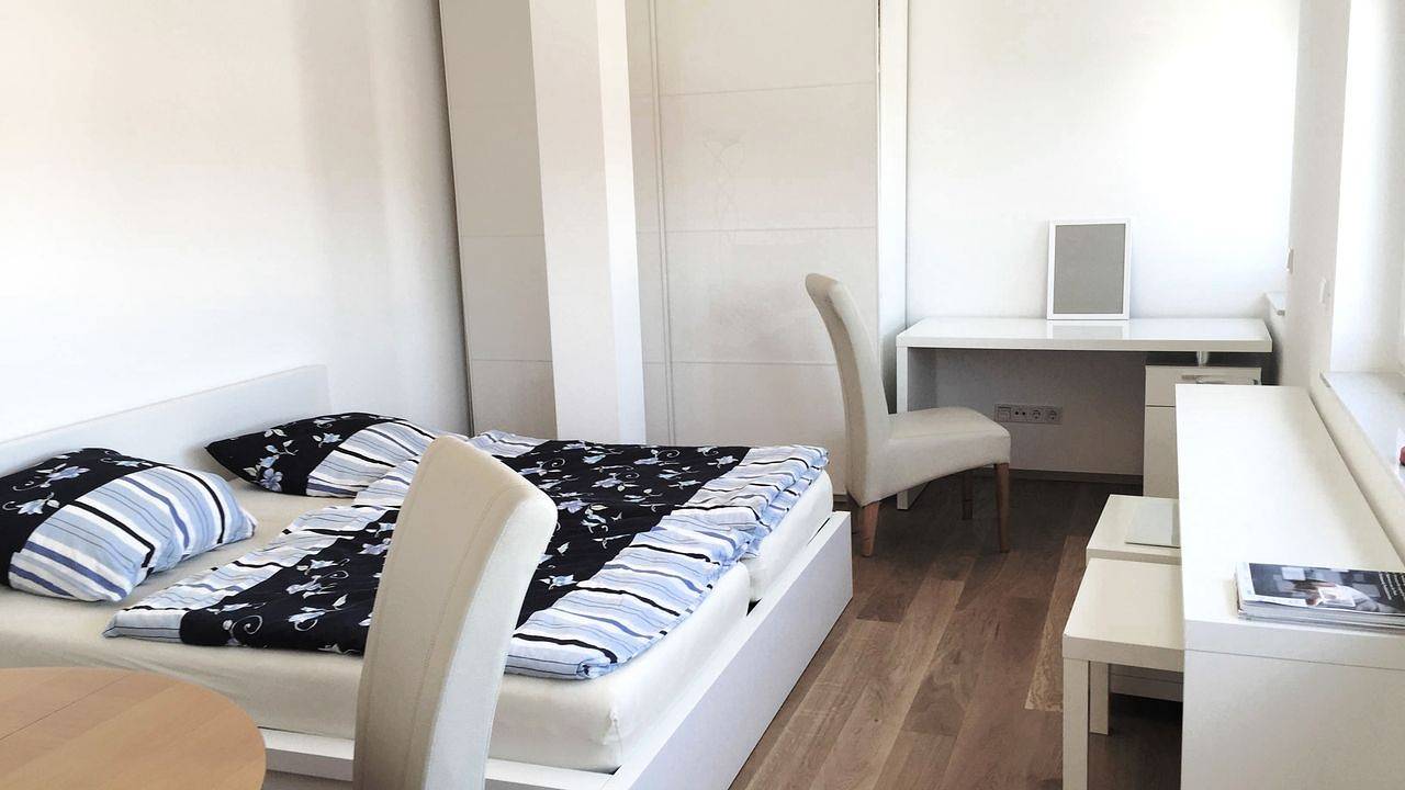 Ganze Ferienwohnung, Ferienwohnung für 2 Personen (33 m²) in Friedrichshafen in Friedrichshafen, Region Bodensee-Oberschwaben