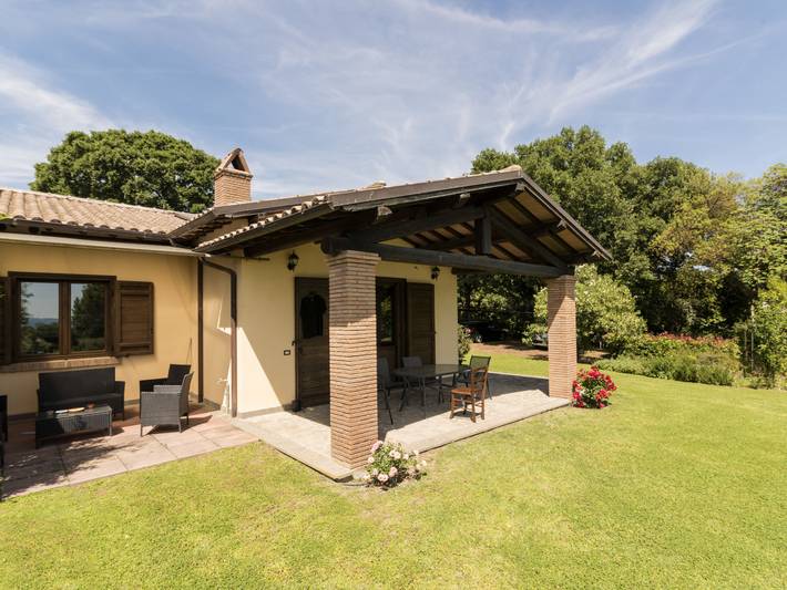 Ferienhaus für 6 Personen, mit Terrasse und Garten in Latium - 2