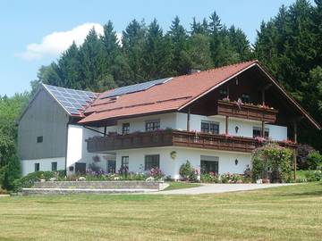 Ferienhaus für 2 Personen, mit Garten in Viechtach