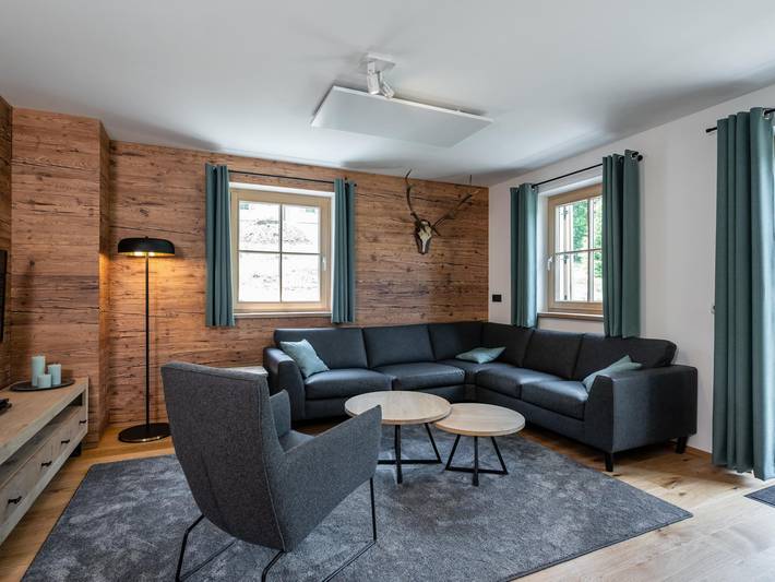Chalet mit finnischer Sauna und Whirlpool in Rottenmanner und Wölzer Tauern, Irdning-Donnersbachtal