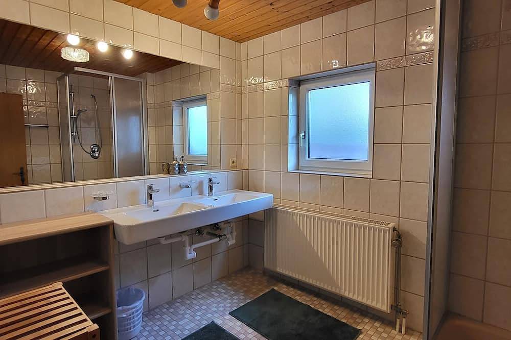 Entire apartment, Ferienwohnung/app. für 6 Gäste mit 65m² in Schladming in Schladming, Schladming-Dachstein