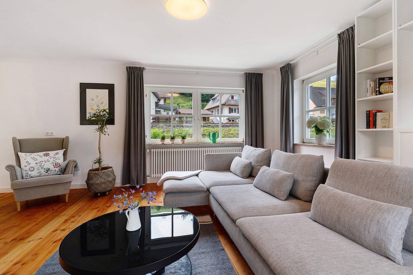 Ganze Wohnung, Ferienwohnung 'Moderner Schwarzwaldtraum' mit Privatterrasse, Gemeinschaftsgarten und Wlan in Oberharmersbach, Mittlerer Schwarzwald