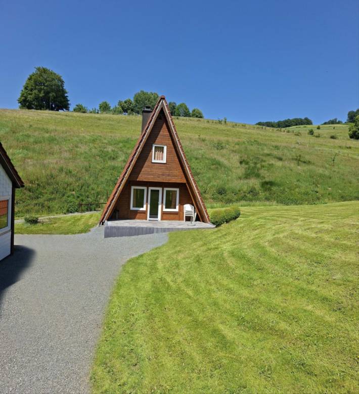 Ferienwohnung für 4 Personen, mit Terrasse und Garten in Bestwig - 3