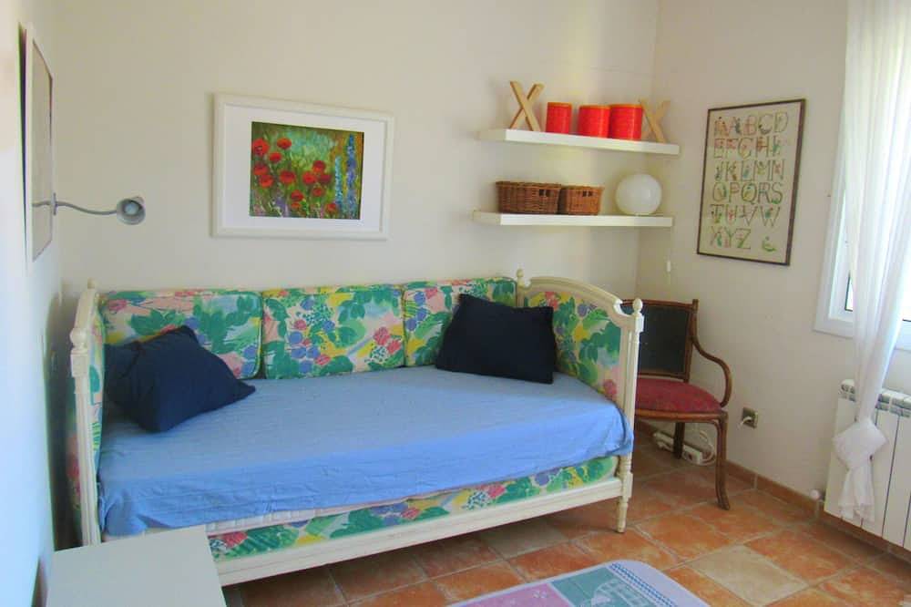 Family house 5 minutes from the beach in Calella de Palafrugell, Palafrugell