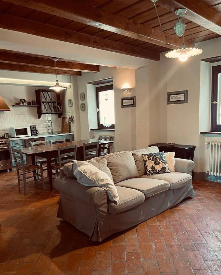 Ferienhaus für 9 Personen, mit Balkon und Terrasse sowie Garten und Pool in Castel San Niccolò - 2