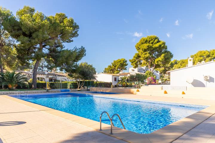 Holiday Home "Casa Shelly" with Shared Pool & Wi-Fi in San Jaime, Teulada (Spain)