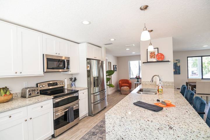 Vacation rental for 10 people, with yard in Safety Harbor