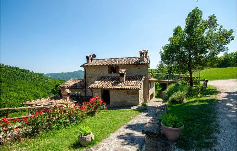 Ferienwohnung für 4 Personen, mit Pool und Terrasse, kinderfreundlich in Marche - 2