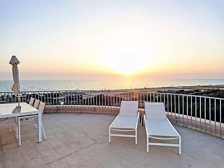 Ganze Wohnung, 2 Zimmer 4 Personen in Pisa, Italienische Riviera
