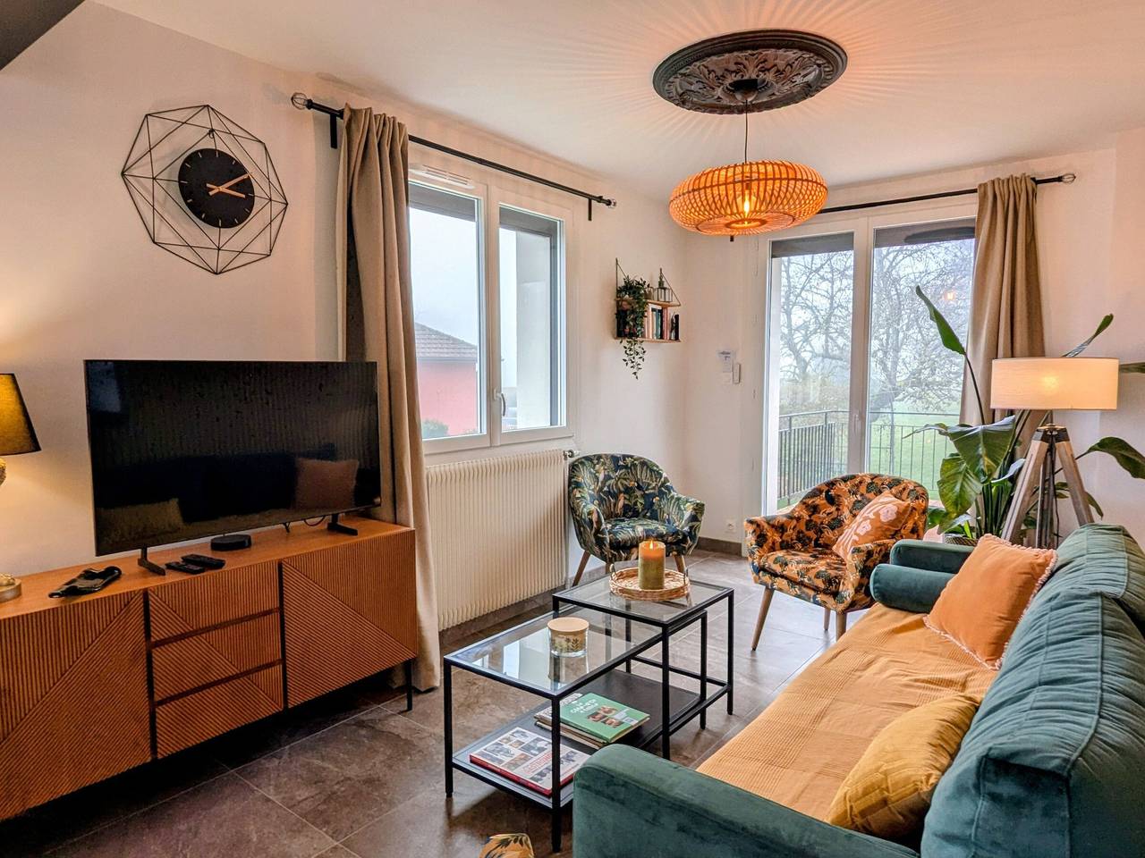 Maison indépendante rénovée à Nolay avec grand jardin clos in Nolay, Région de Beaune