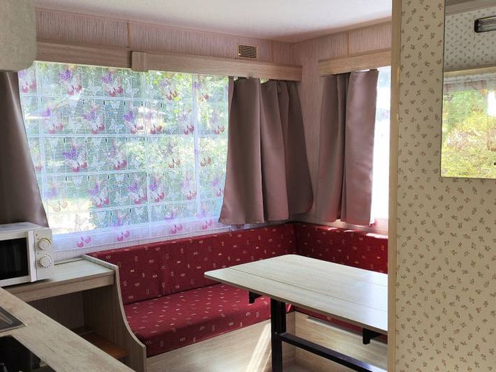 Mobil home pour 2 personnes, animaux acceptés à La Tour-d'Auvergne - 4