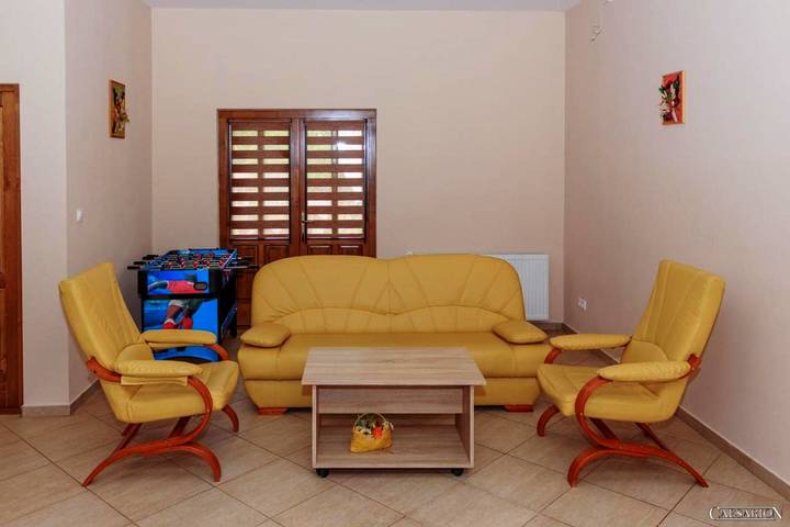 Location de vacances pour 3 personnes, avec vue et jardin, animaux acceptés dans Mureș - 2