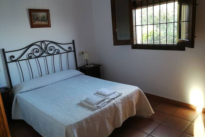 Casa Con Jardín Y Piscina in Iznájar, Provincia de Córdoba