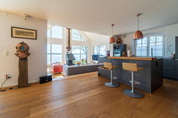 Ferienhaus für 8 Personen, mit Terrasse und Whirlpool sowie Garten in Middelhagen - 3