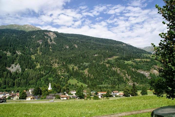 Location de vacances pour 5 personnes, avec jardin et vue, animaux acceptés à Andeer - 3