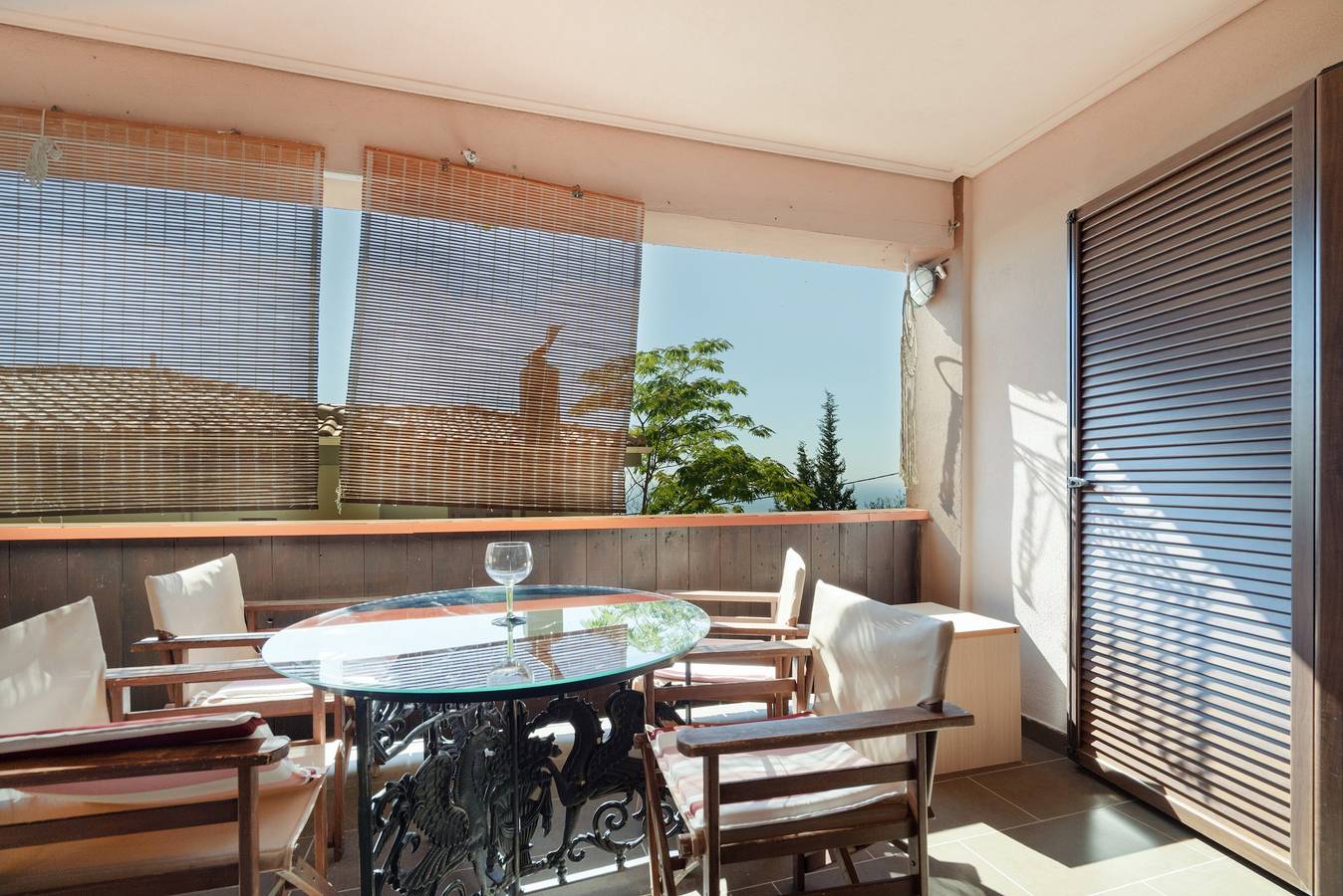 Entire studio, Studio Apartment 'Tajo Suite' with Sea View, Wi-Fi and Air Conditioning in Greece