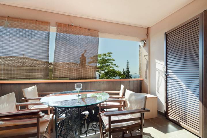 Entire studio, Studio Apartment 'Tajo Suite' with Sea View, Wi-Fi and Air Conditioning in Greece