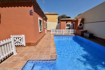 Villa voor 8 Personen in Playa La Barrosa, Chiclana de la Frontera, Afbeelding 3