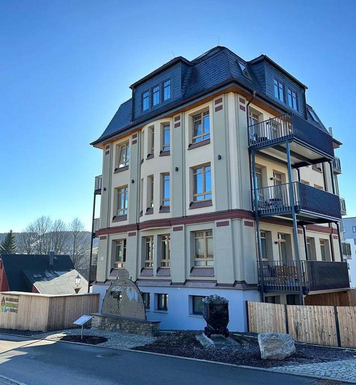 Hotel für 2 Personen, mit Terrasse und Ausblick in Zwönitz