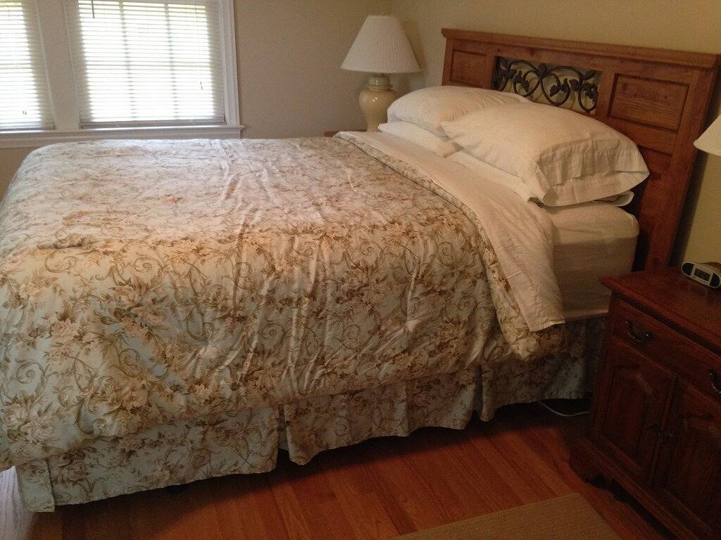 Bleiben Sie in der Innenstadt! Parken Sie das Auto und genießen Sie Brevard zu Fuß! in Brevard, Transylvania County