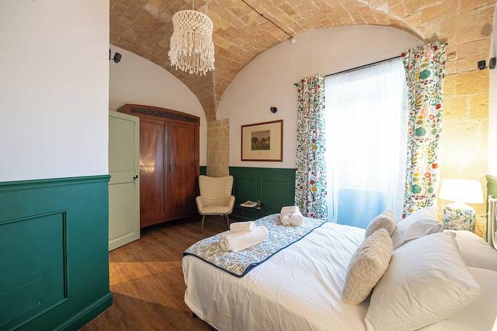 Entire apartment, Etruskings Holiday Home is a place where the past meets the present. in Tarquinia, Viterbo Province