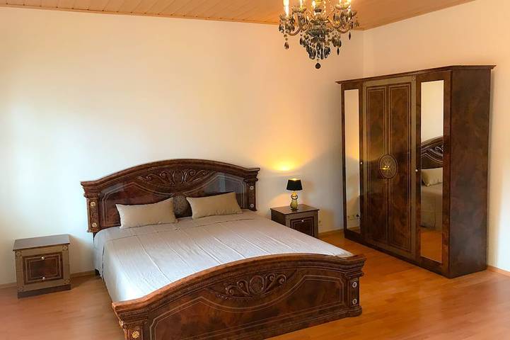 Appartement de vacances pour 8 personnes, avec Terrasse et Jardin
