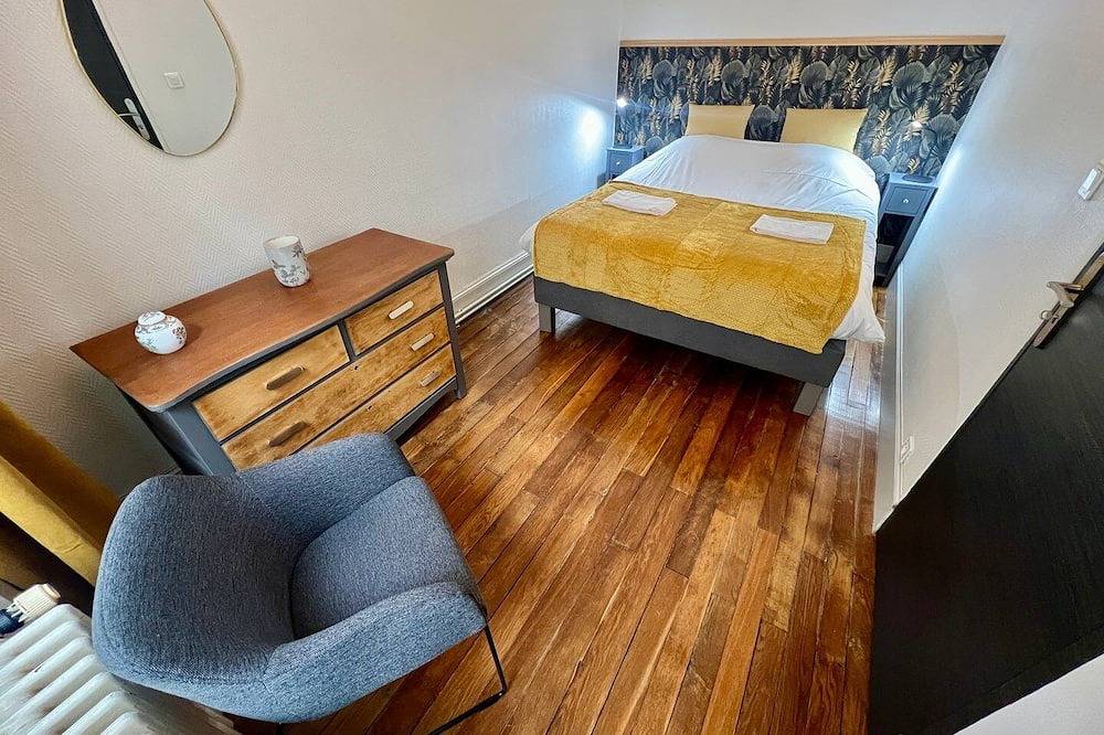 Entire apartment, 1 bedroom apartment in the city center in Poitiers, Vienne