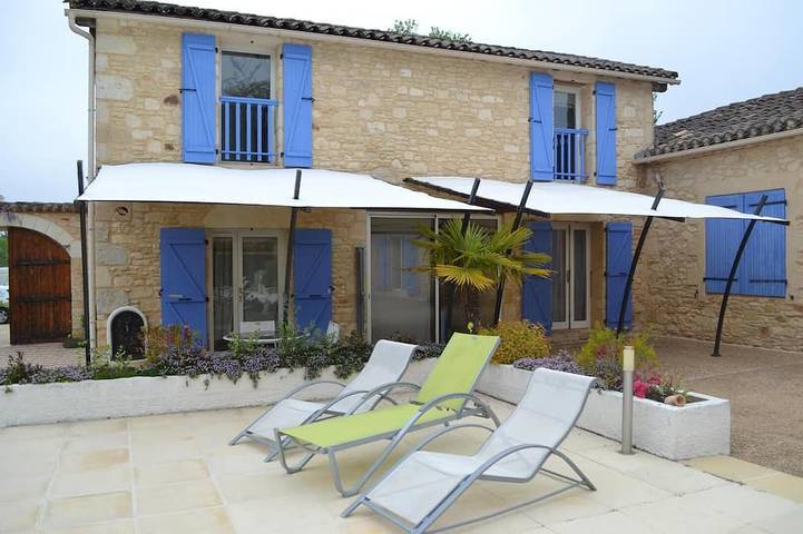 Gîte pour 2 personnes, avec terrasse et jardin, animaux acceptés à Fumel - 3