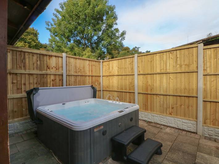 Lodge pour 4 personnes avec jacuzzi in Staffordshire