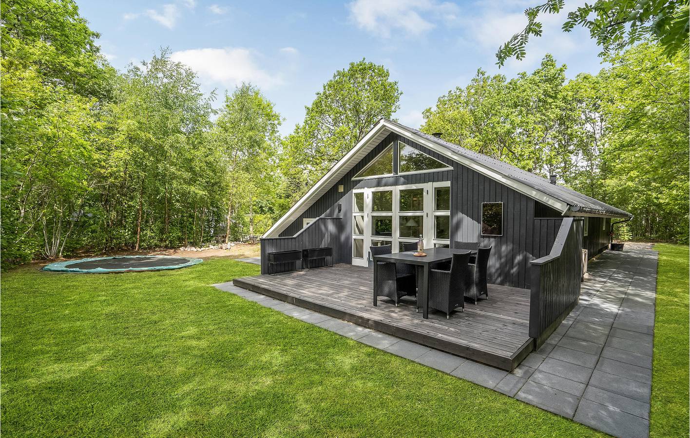 Vacation house for 5 people with yard in Varde Region