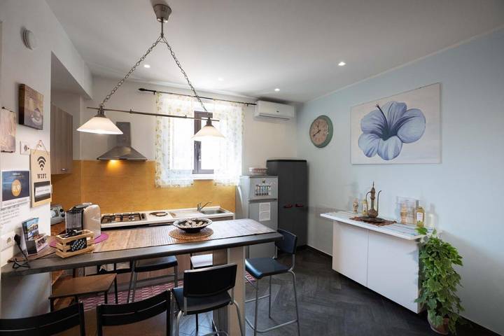 BnB für 8 Personen, mit Terrasse und Ausblick in Catania - 2