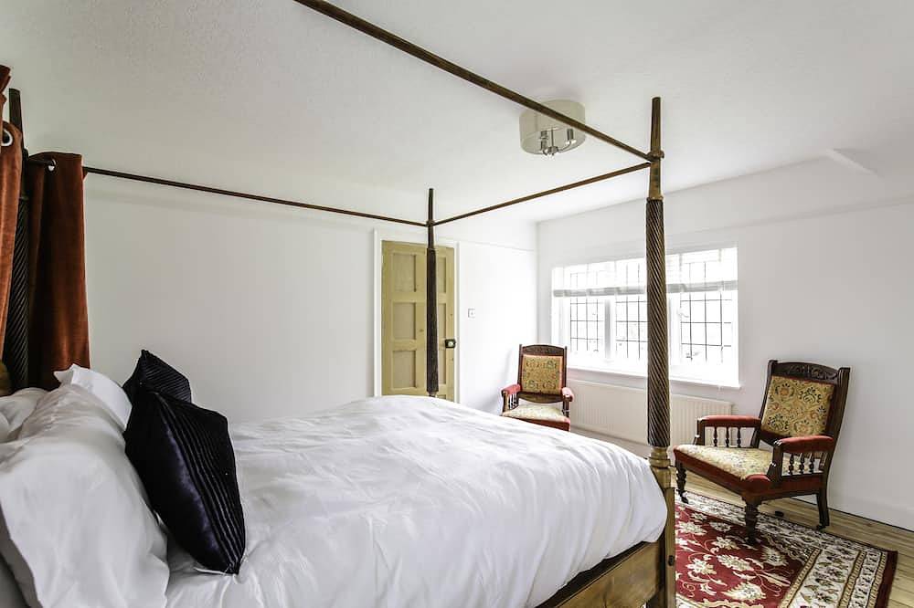 Port Sunlight, Duke of York Cottage, Grade 2 Listed in Merseyside