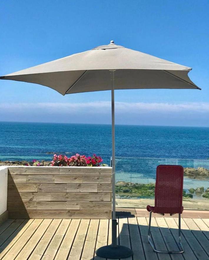 Location de vacances pour 4 personnes, avec Balcon ainsi que Terrasse et Vue dans Amorosa