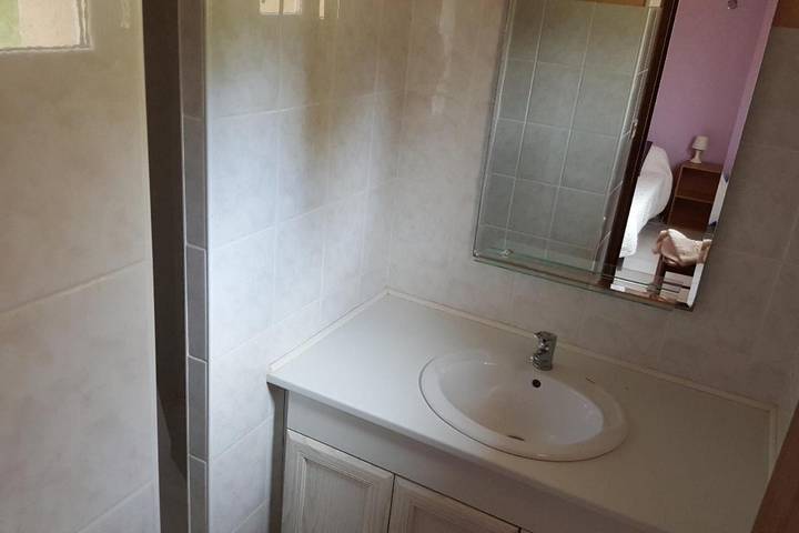 Location de vacances pour 4 personnes, avec jardin à Paulin - 4