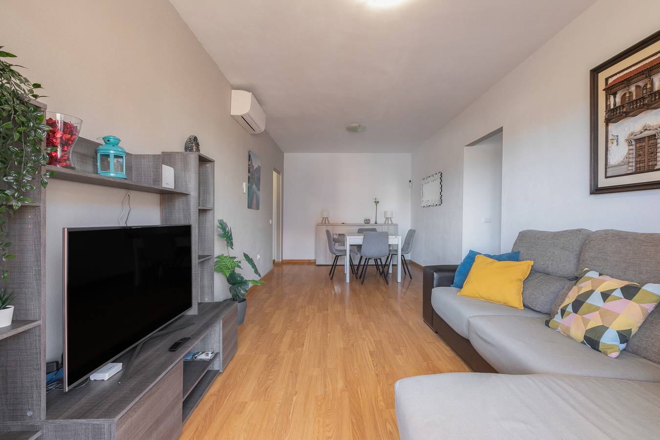 Apartamento entero, Vacaciones 'Brisas Del Mar Eddy' con vistas a la montaña, Wi-Fi y aire acondicionado in Punta Larga, Candelaria