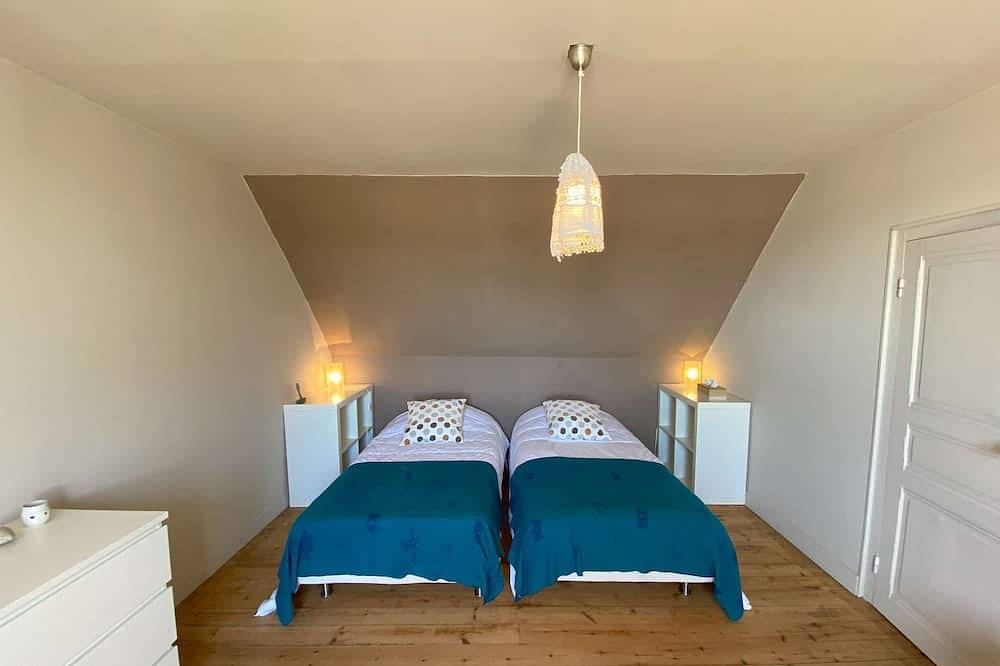 Ferienhaus mit Meerblick in Île Grande mit Wifi-Verbindung in Île-Grande, Pleumeur-Bodou