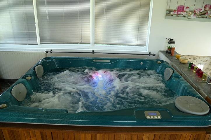 Chambre d’hôte pour 5 personnes, avec jardin ainsi que jacuzzi et piscine dans Centre-Val de Loire - 2