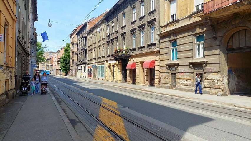 Casa de férias para 3 pessoas, com vista e terraço e ainda jardim em Zagreb