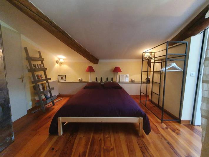 Gîte pour 2 personnes, avec Terrasse et Jacuzzi ainsi que Jardin et Piscine à Viviers - 4