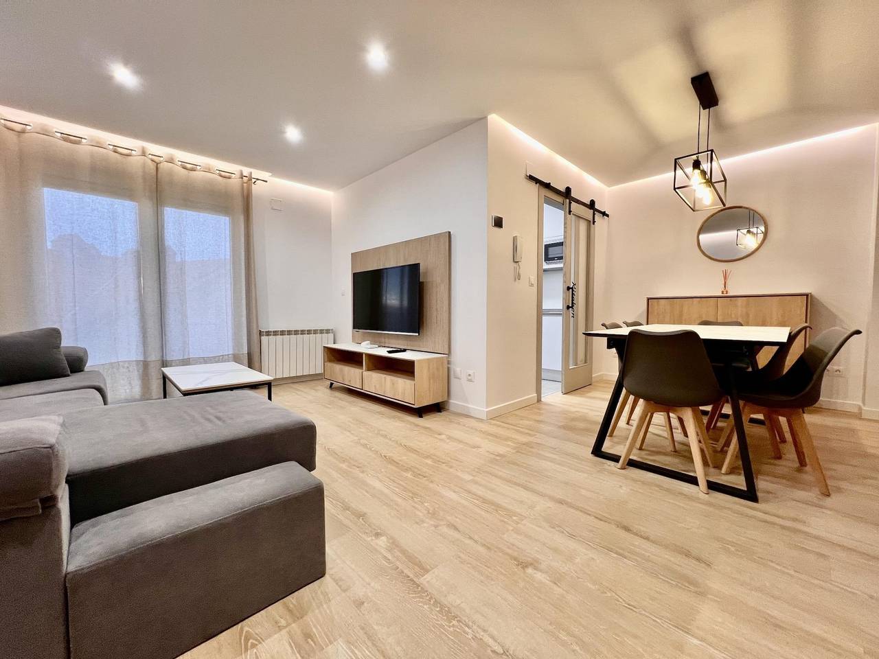 Entire holiday apartment, Beautiful renovated duplex in Mogro in Mogro, Miengo