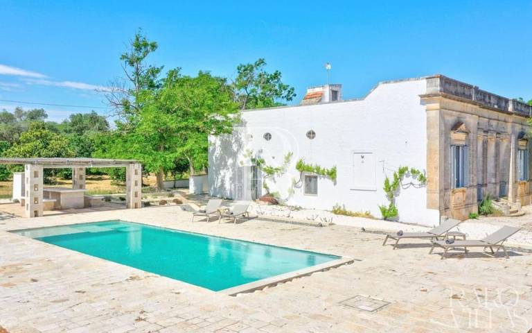 Maison de vacances pour 10 personnes, avec piscine ainsi que jardin et vue à Certosa