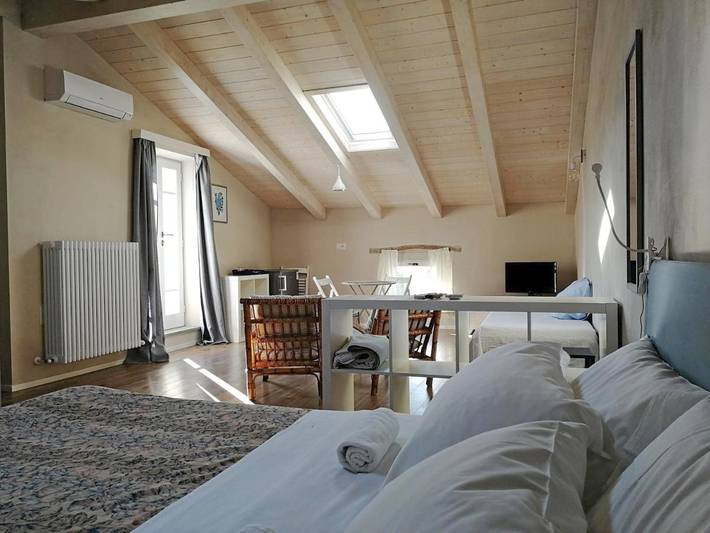 Ferienwohnung für 2 Personen, mit Terrasse und Garten in San Feliciano